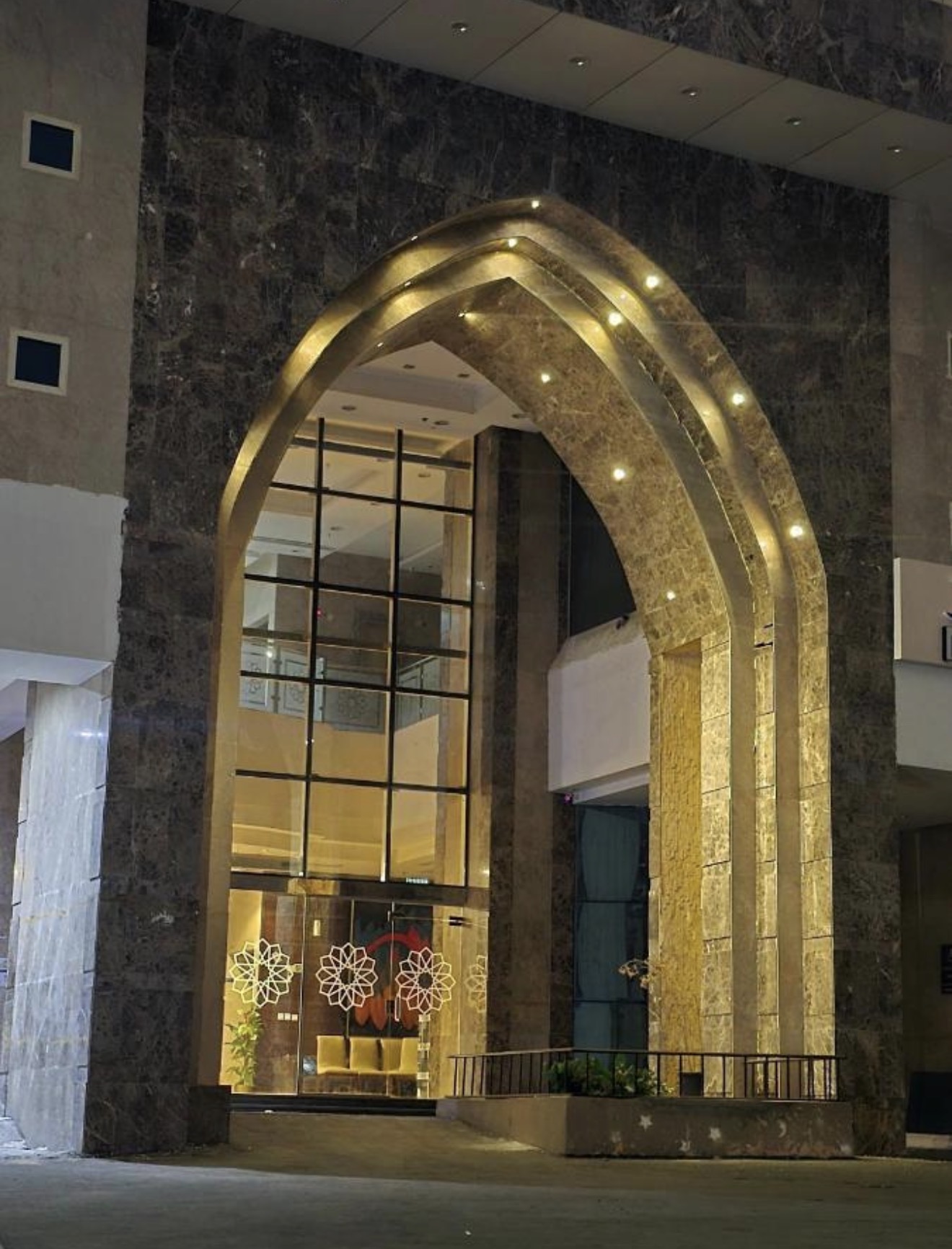 MİDHAL AL EZZ AJYAD 4